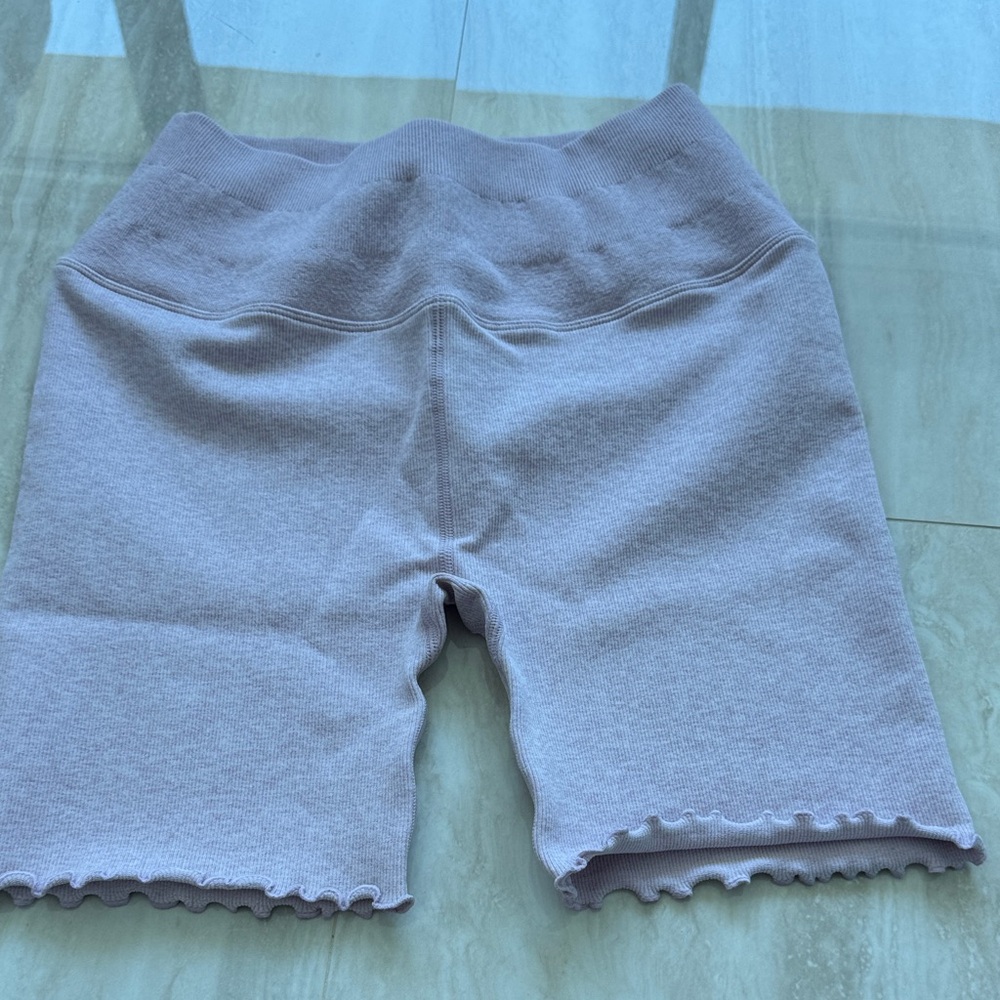 Spiritual Gangster Lavender Bike Shorts size M